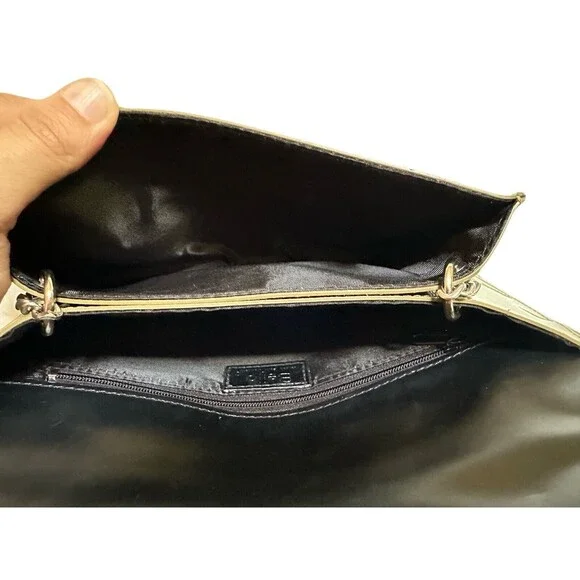 Vintage Beijo Sage Pearl Patent Clutch Shoulder Bag EUC 10x5.25x2 Chain Strap - Picture 7 of 10